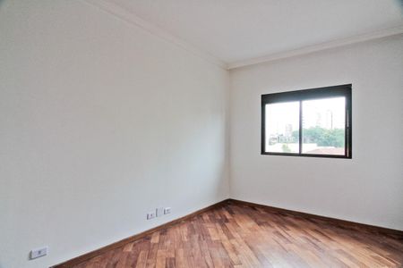 Casa à venda com 280m², 3 quartos e 2 vagasSuíte