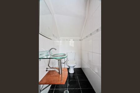 Casa à venda com 280m², 3 quartos e 2 vagasLavabo