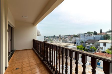 Casa à venda com 462m², 4 quartos e 6 vagasVaranda das Salas de Jantar