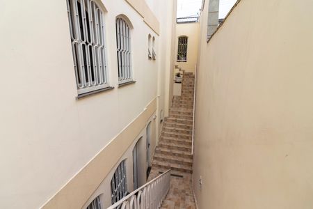 Casa à venda com 462m², 4 quartos e 6 vagasCorredor Lateral