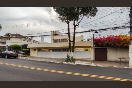 Casa à venda com 462m², 4 quartos e 6 vagasFachada