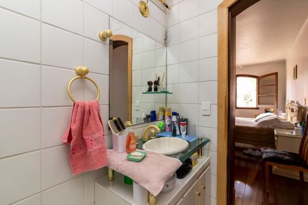 Casa à venda com 462m², 4 quartos e 6 vagasBanheiro da Suíte 3