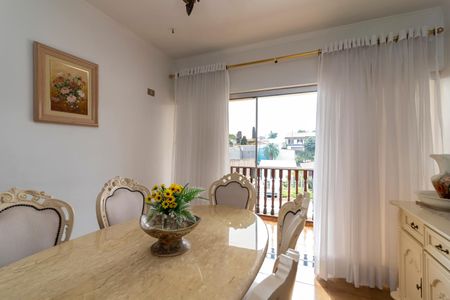 Casa à venda com 462m², 4 quartos e 6 vagasSala de Jantar 2