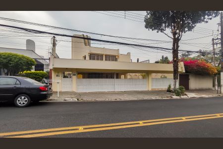 Casa à venda com 462m², 4 quartos e 6 vagasFachada