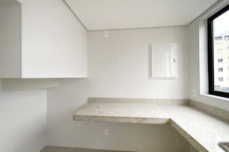 Apartamento à venda com 122m², 3 quartos e 2 vagas Apartamento à venda com 122m², 3 quartos e 2 vagasCozinha