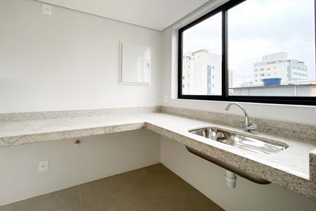 Apartamento à venda com 122m², 3 quartos e 2 vagas Apartamento à venda com 122m², 3 quartos e 2 vagasCozinha