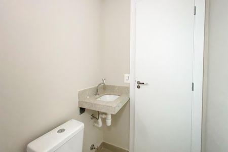Apartamento à venda com 122m², 3 quartos e 2 vagas Apartamento à venda com 122m², 3 quartos e 2 vagasBanheiro da Suíte 2