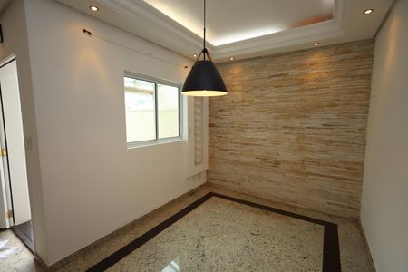 Sala  de casa de condomínio à venda com 3 quartos, 136m² em Vila Scarpelli, Santo André