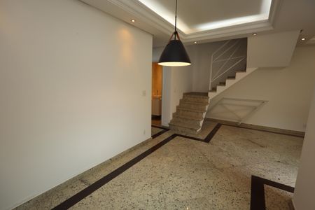 Casa de condomínio à venda com 136m², 3 quartos e 2 vagasSala