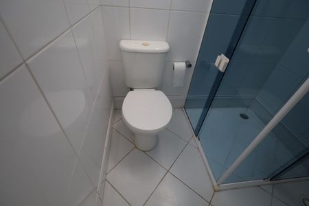 Casa de condomínio à venda com 136m², 3 quartos e 2 vagasBanheiro