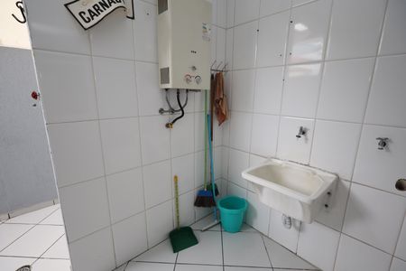 Casa de condomínio à venda com 136m², 3 quartos e 2 vagasÁrea de Serviço