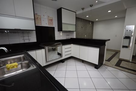 Casa de condomínio à venda com 136m², 3 quartos e 2 vagasCozinha