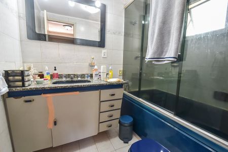 Apartamento à venda com 100m², 3 quartos e 1 vagaBanheiro da suíte