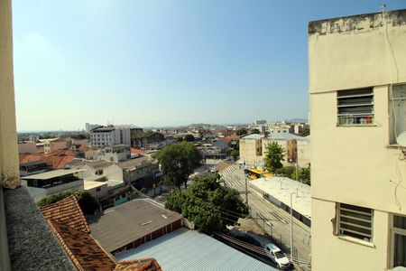 Vista  de apartamento para alugar com 2 quartos, 79m² em Bonsucesso, Rio de Janeiro