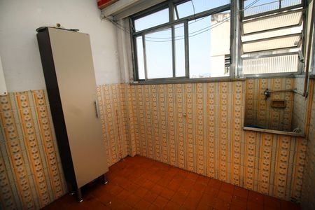 Apartamento para alugar com 79m², 2 quartos e sem vagaÁrea de Serviço