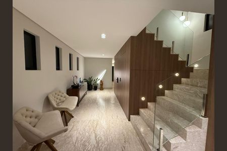 Apartamento à venda com 256m², 3 quartos e 4 vagas