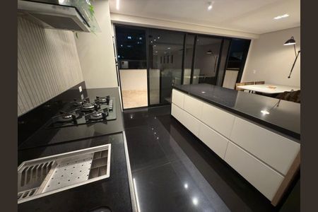Apartamento à venda com 256m², 3 quartos e 4 vagas