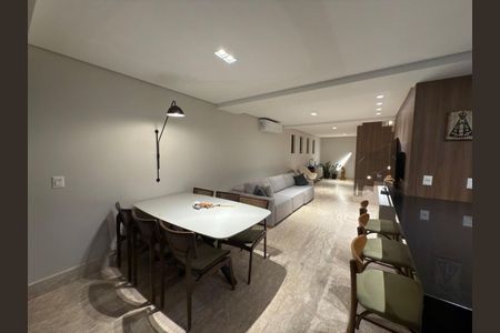 Apartamento à venda com 256m², 3 quartos e 4 vagas