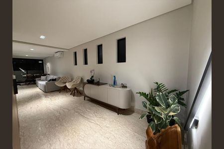 Apartamento à venda com 256m², 3 quartos e 4 vagas
