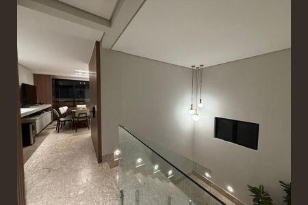 Apartamento à venda com 256m², 3 quartos e 4 vagas