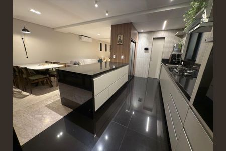 Apartamento à venda com 256m², 3 quartos e 4 vagas