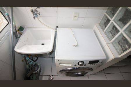 Apartamento para alugar com 55m², 2 quartos e 1 vagaÁrea de Serviço