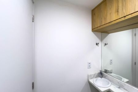 Banheiro Social de kitnet/studio para alugar com 1 quarto, 24m² em Vila Mariana, São Paulo