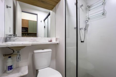 Studio para alugar com 24m², 1 quarto e sem vaga Studio para alugar com 24m², 1 quarto e sem vagaBanheiro Social