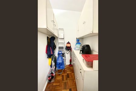 Apartamento à venda com 82m², 2 quartos e sem vagaQuarto de Serviço