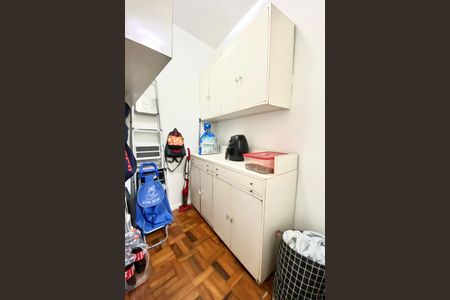 Apartamento à venda com 82m², 2 quartos e sem vagaQuarto de Serviço