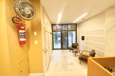 Apartamento à venda com 82m², 2 quartos e sem vagaPortaria