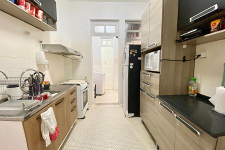 Apartamento à venda com 82m², 2 quartos e sem vagaCozinha