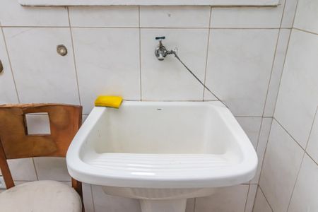 Casa de condomínio à venda com 130m², 3 quartos e 2 vagas Casa de condomínio à venda com 130m², 3 quartos e 2 vagasÁrea de Serviço