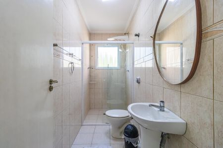 Casa de condomínio à venda com 130m², 3 quartos e 2 vagas Casa de condomínio à venda com 130m², 3 quartos e 2 vagasBanheiro Social