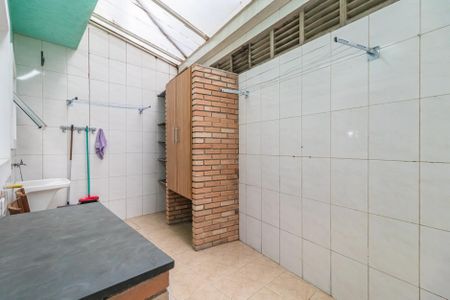 Casa de condomínio à venda com 130m², 3 quartos e 2 vagas Casa de condomínio à venda com 130m², 3 quartos e 2 vagasÁrea de Serviço