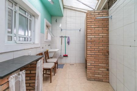 Casa de condomínio à venda com 130m², 3 quartos e 2 vagas Casa de condomínio à venda com 130m², 3 quartos e 2 vagasÁrea de Serviço
