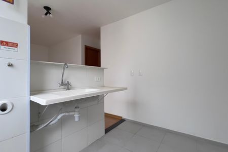 Apartamento para alugar com 39m², 2 quartos e 1 vaga Apartamento para alugar com 39m², 2 quartos e 1 vagaCozinha e Área de Serviço