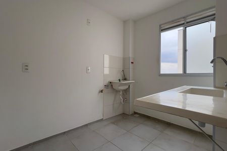 Apartamento para alugar com 39m², 2 quartos e 1 vaga Apartamento para alugar com 39m², 2 quartos e 1 vagaCozinha e Área de Serviço