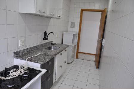 Apartamento à venda com 60m², 2 quartos e 2 vagasCozinha