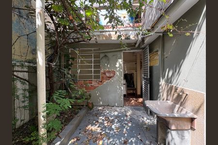 Casa à venda com 120m², 3 quartos e 2 vagasQuintal