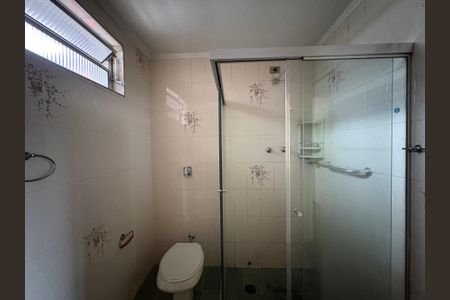 Casa à venda com 120m², 3 quartos e 2 vagasBanheiro