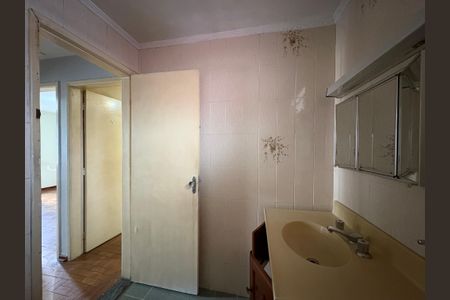 Casa à venda com 120m², 3 quartos e 2 vagasBanheiro