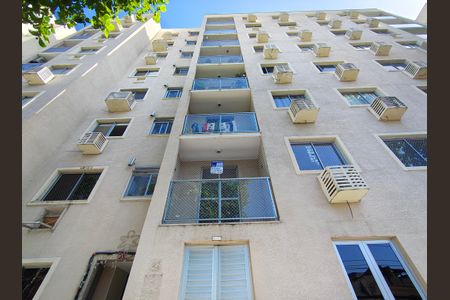 Apartamento à venda com 52m², 2 quartos e 1 vagaFachada