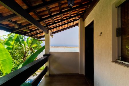 Casa para alugar com 270m², 3 quartos e 5 vagas Casa para alugar com 270m², 3 quartos e 5 vagasVaranda da Suíte 2