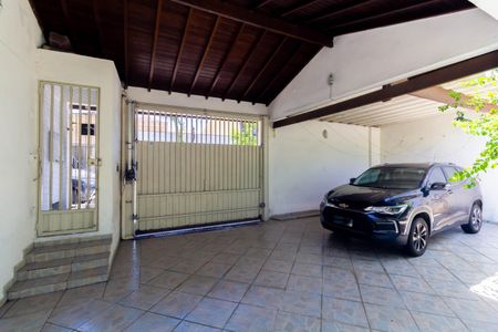 Casa para alugar com 270m², 3 quartos e 5 vagas Casa para alugar com 270m², 3 quartos e 5 vagasGaragem