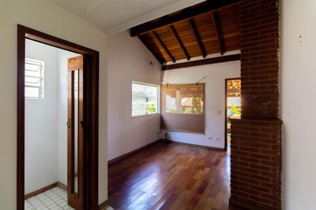 Casa para alugar com 270m², 3 quartos e 5 vagas Casa para alugar com 270m², 3 quartos e 5 vagasSuíte 2