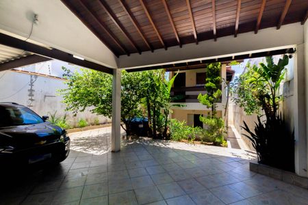 Casa para alugar com 270m², 3 quartos e 5 vagas Casa para alugar com 270m², 3 quartos e 5 vagasGaragem