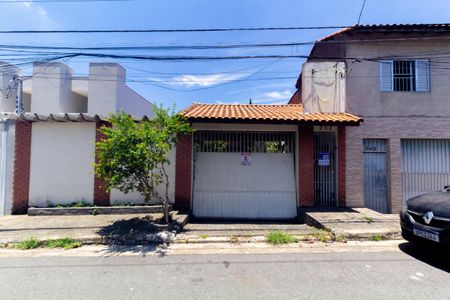Casa para alugar com 270m², 3 quartos e 5 vagas Casa para alugar com 270m², 3 quartos e 5 vagasFachada