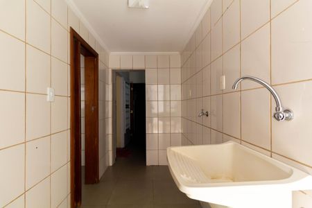 Casa para alugar com 270m², 3 quartos e 5 vagas Casa para alugar com 270m², 3 quartos e 5 vagasÁrea de Serviço