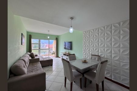 Sala de apartamento para alugar com 2 quartos, 110m² em Recreio dos Bandeirantes, Rio de Janeiro